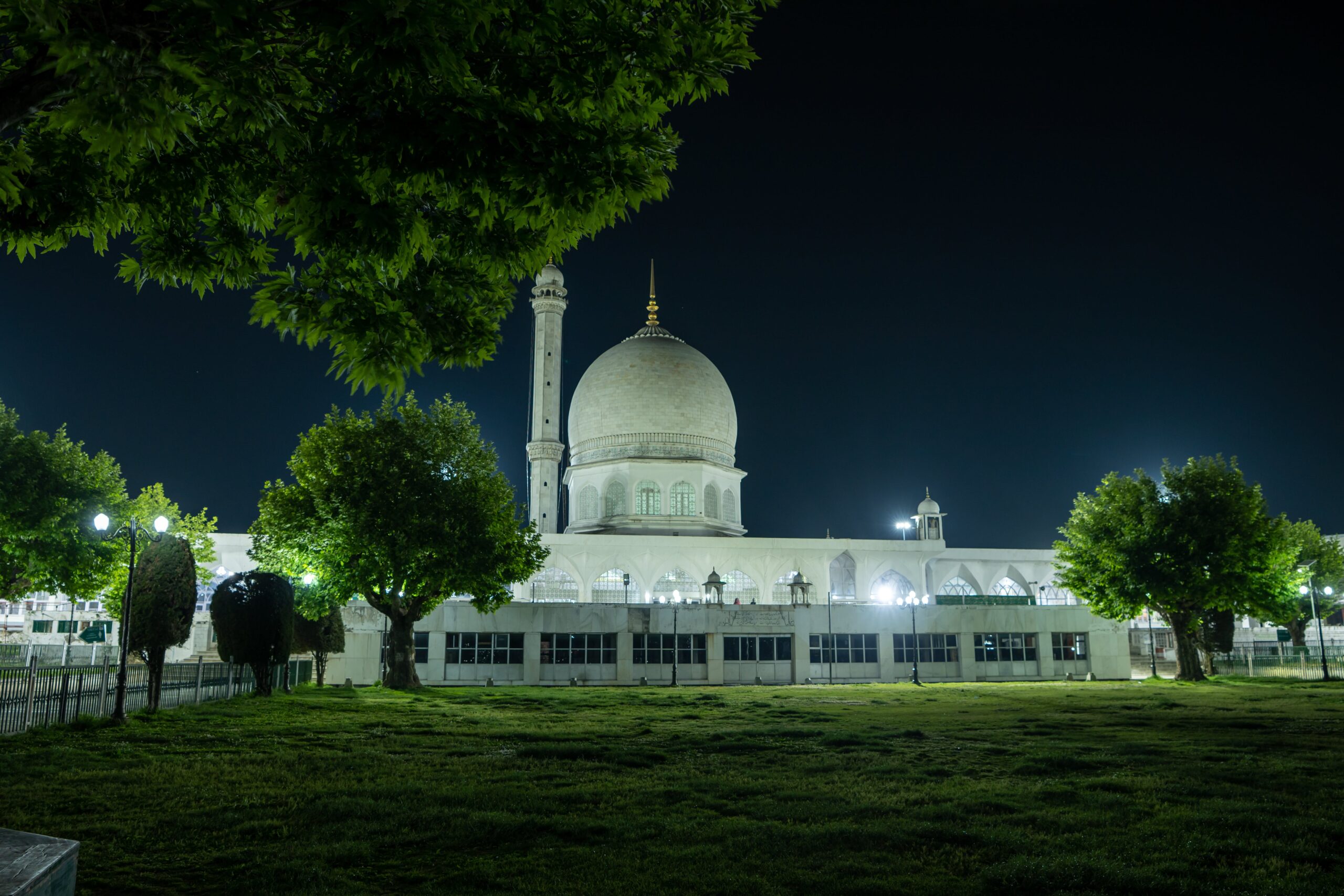 Hazratbal Mosque, Srinagar, India