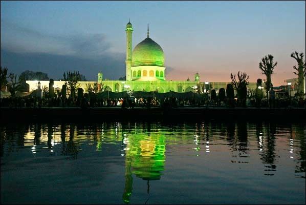 Hazratbal Mosque, Srinagar, India